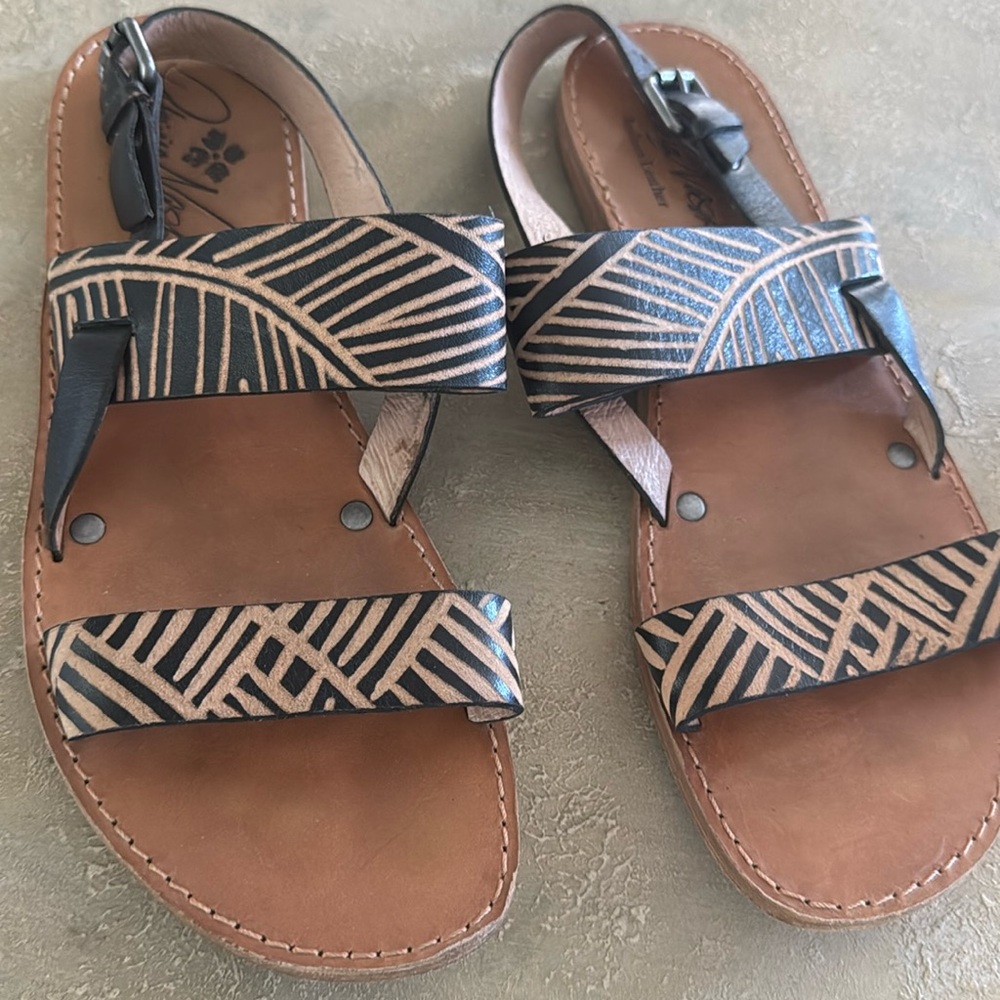 Patricia Nash Elda leather striped sandals.
